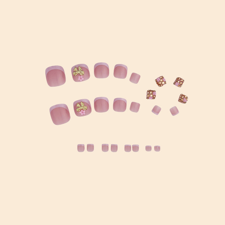 Elegant Floral Nail Art Stornfield