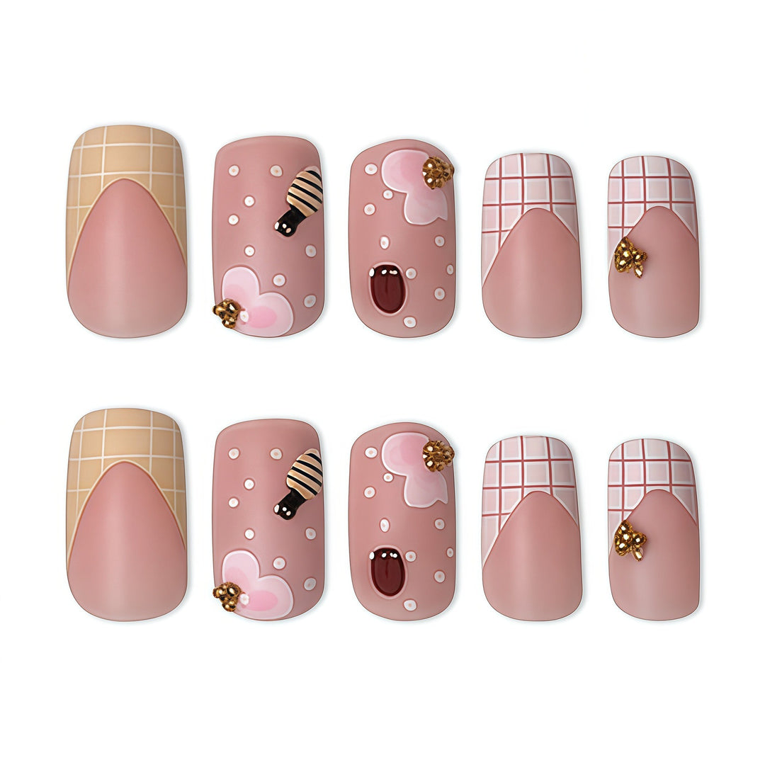 Artistic Floral-Themed Press-On Nails Stornfield