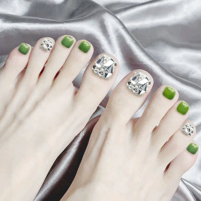 Premium Decorative Press-On Nail Set Stornfield