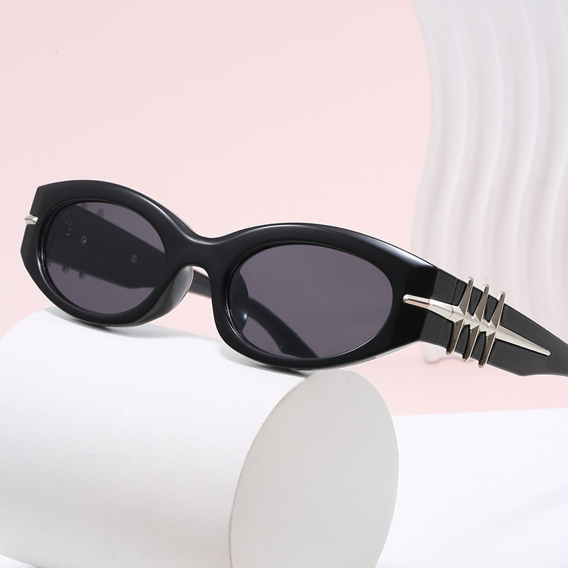 Ladies elegant Cat-Eye sunglasses with fashionable accents Stornfield