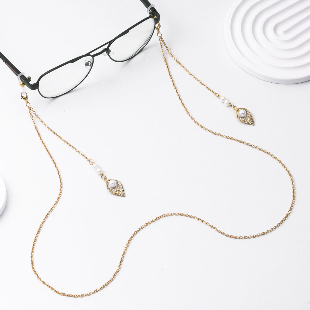 Elegant Dangle Pearl Earrings with Chain Stornfield