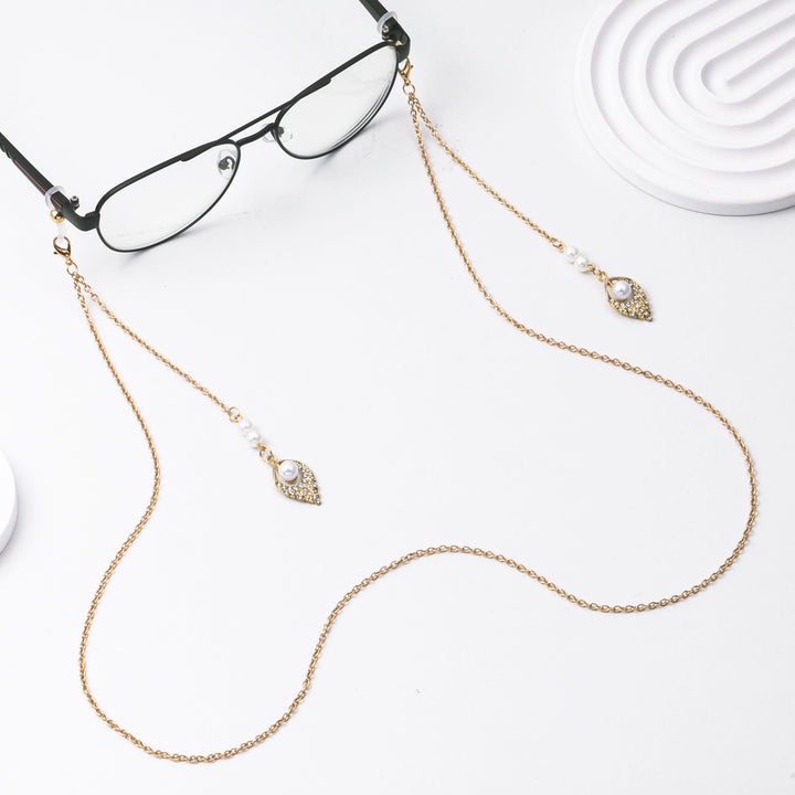 Elegant Dangle Pearl Earrings with Chain Stornfield