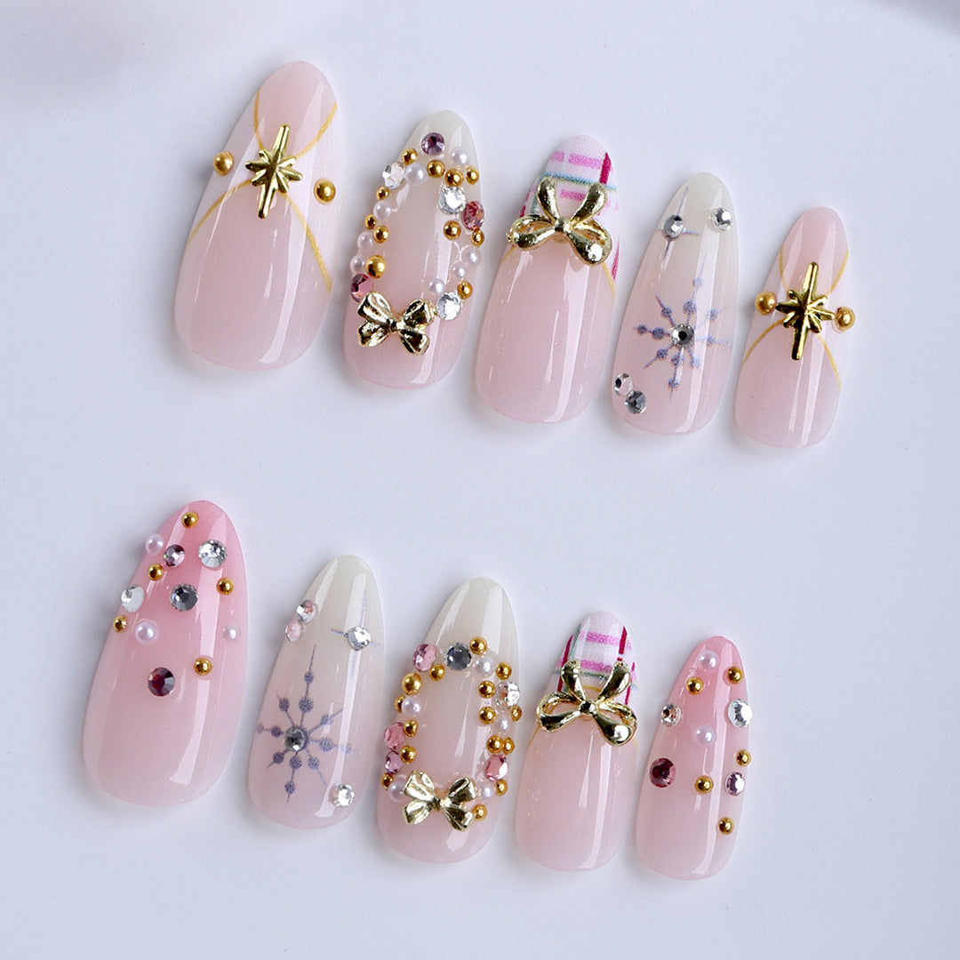 Artificial nails with luxurious 3D applications and elegant decorations Stornfield