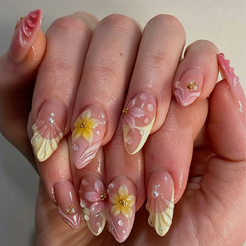 Artfully Decorated Nail Tips Stornfield