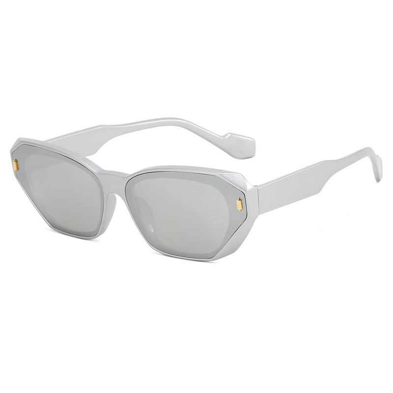 Women’s geometric designer sunglasses with distinctive frame Stornfield
