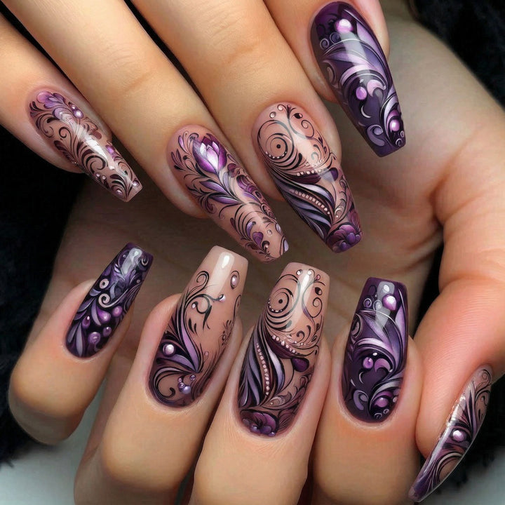 Artificial nails with floral patterns Stornfield