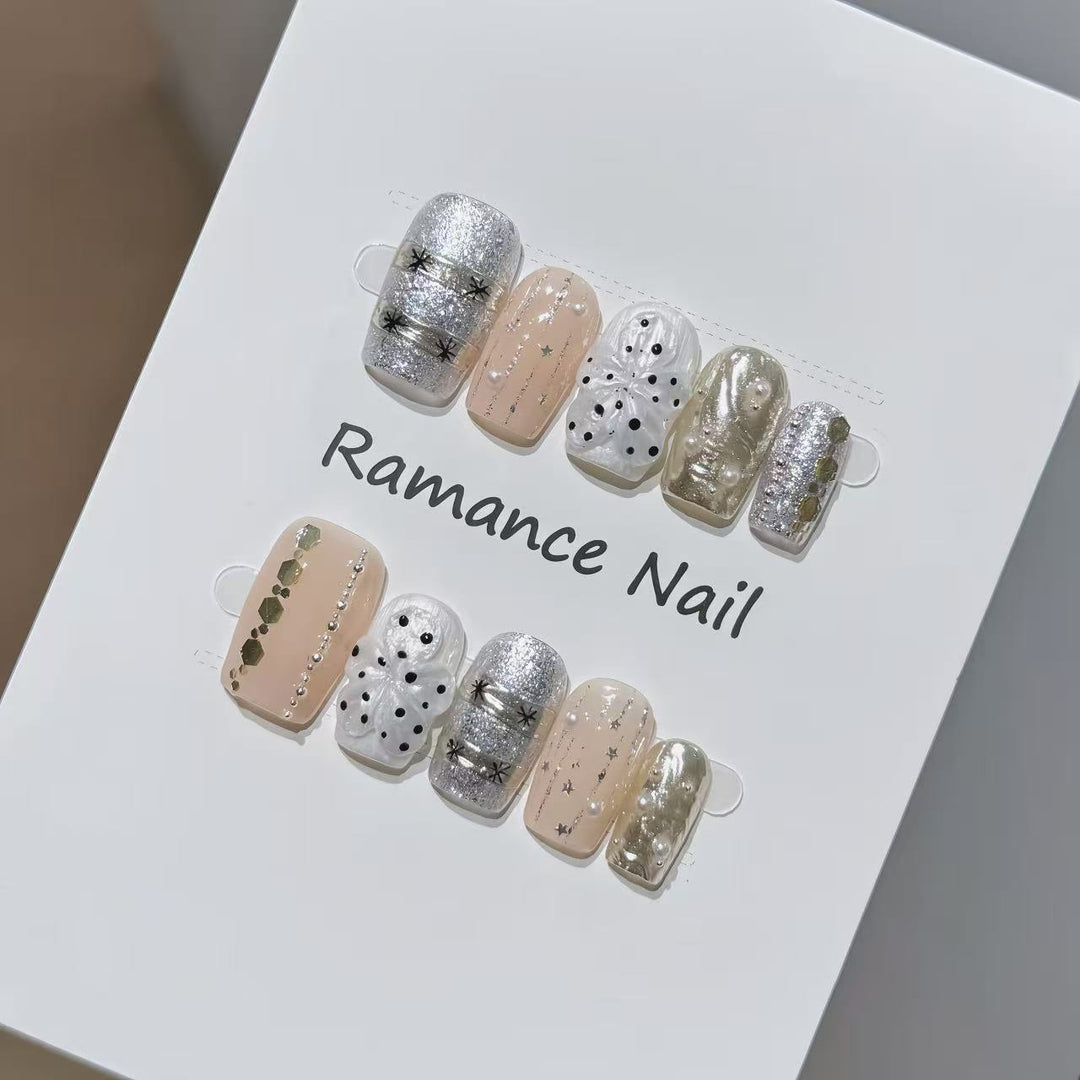 Stick-On Nail Art Stornfield