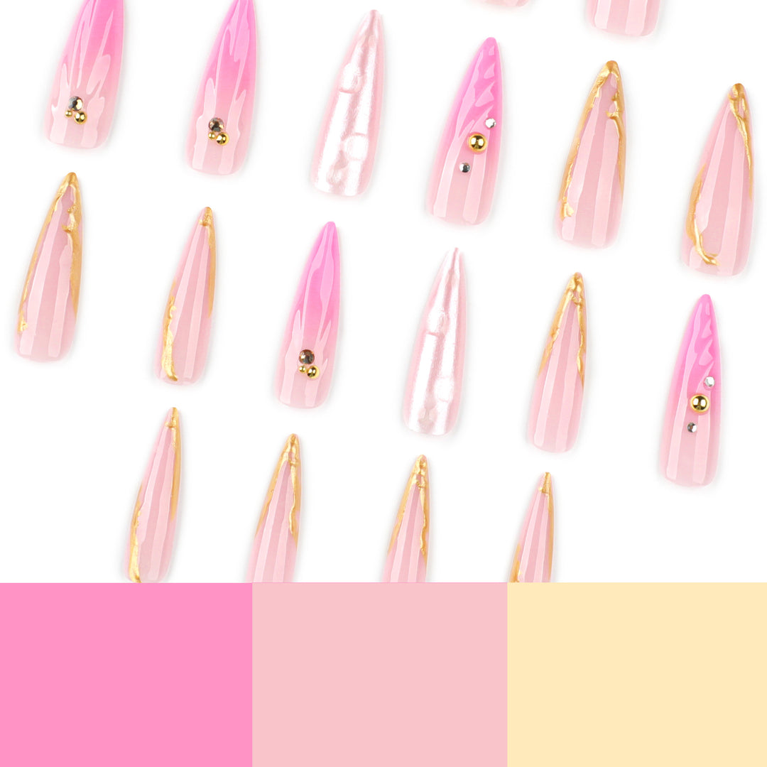 Luxurious artificial nails with elegant gold accent Stornfield