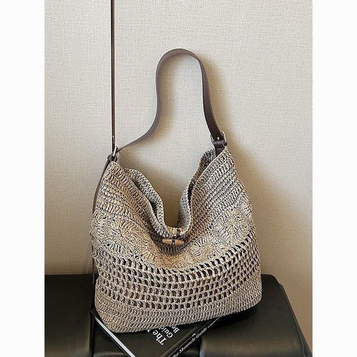 Braided summer handbag with practical leather handles Stornfield