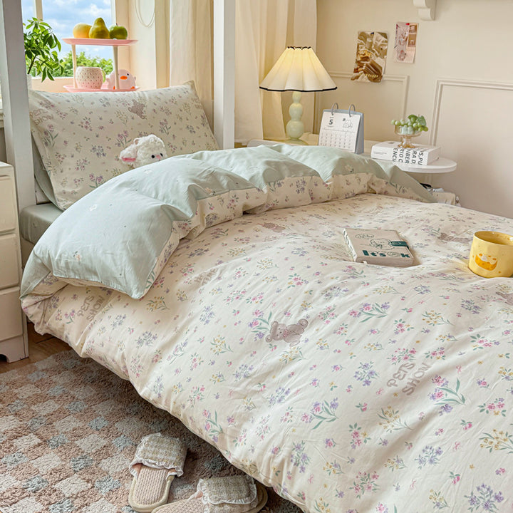 Playful Panda-Themed Bedding Set
