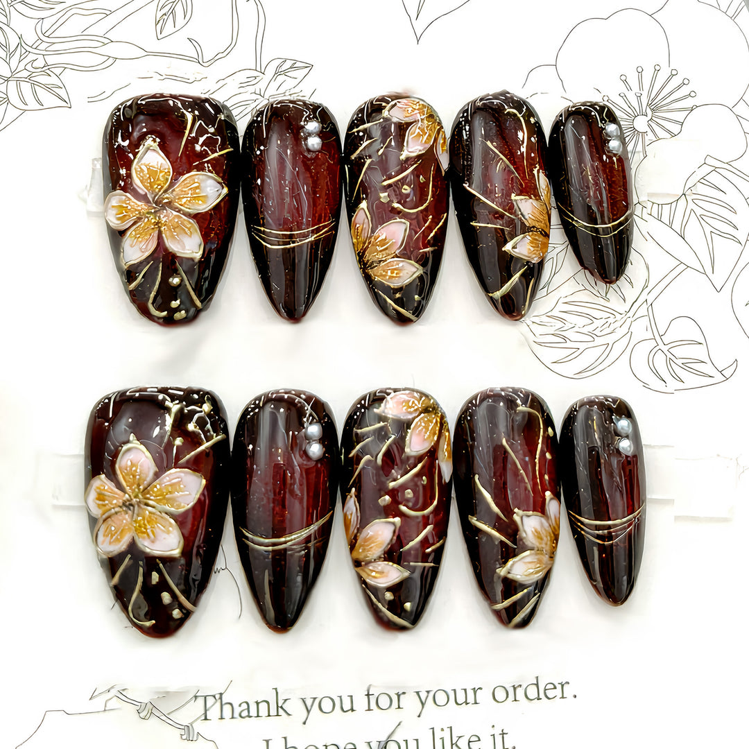 Luxury Floral Press-On Nail Art Set