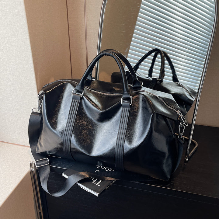 Elegant Travel Bag Made of High-Quality Artificial Leather Stornfield
