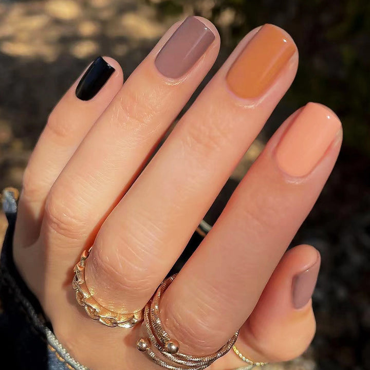 Artful nail extensions with an elegant leaf pattern Stornfield