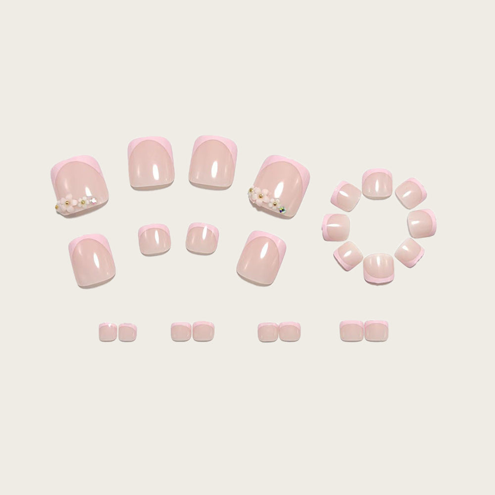 Nail Art Set with Floral Details Stornfield