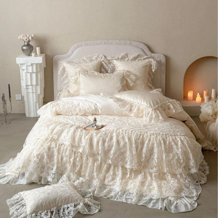 Lace-Ruffled Layered Cotton Sateen Bedspread & Duvet Ensemble