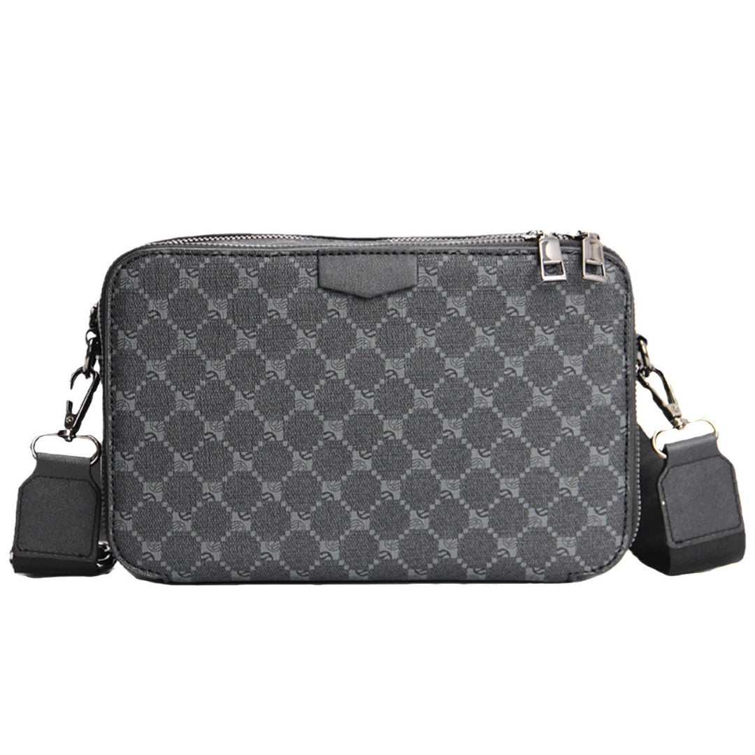 Fashionable shoulder bag with structured surface Stornfield