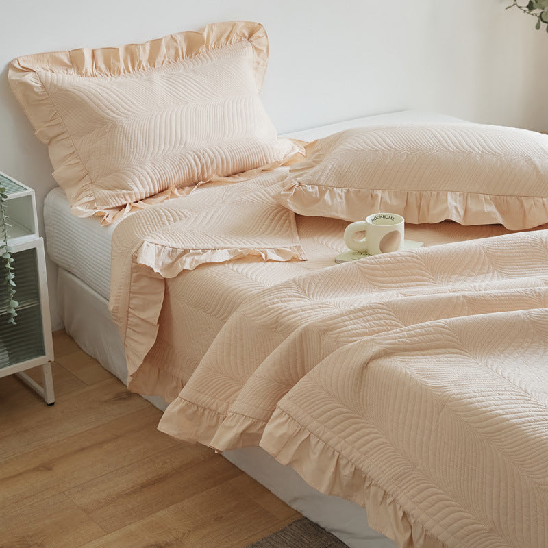Quilted Wave-Texture Ruffled Bedspread Set with Pillow Shams