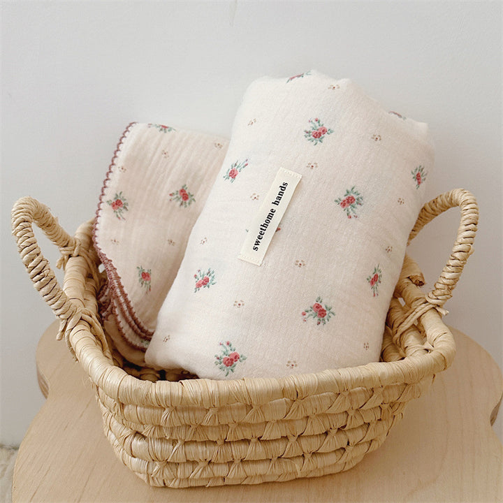 Unisex cuddly muslin blanket with elegant floral pattern Stornfield