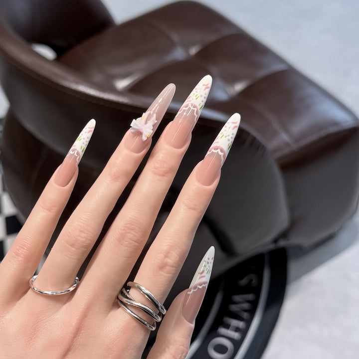 Elegant Floral Stiletto Press-On Nail Art Set Stornfield