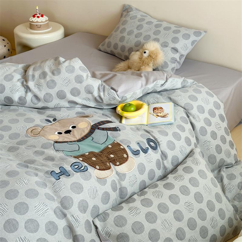 Cotton bed linen set with bunny appliqué and subtle dot jacquard