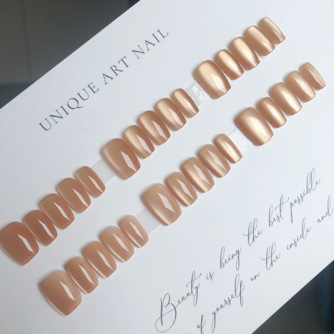 Press-On Nail Art Set