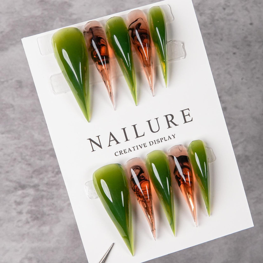 Artistic Stiletto Press-On Nail Tips Set