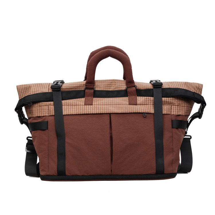 Sporty travel bag with multifunctional compartments Stornfield