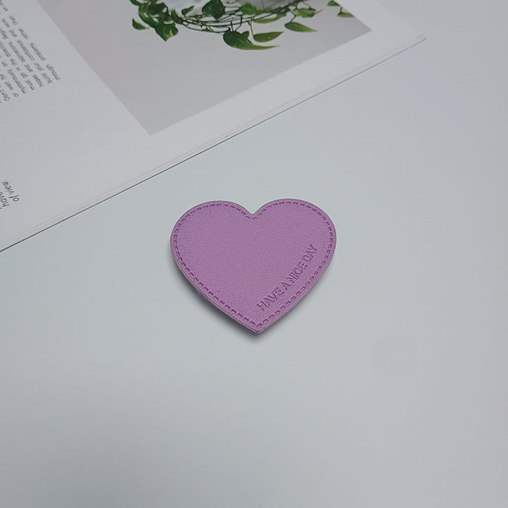 Heart-Shaped Phone Grip Stornfield