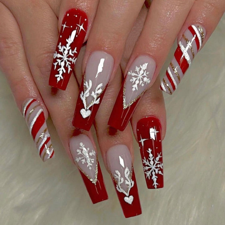 Artificial nail set with elegant pointed accents Stornfield