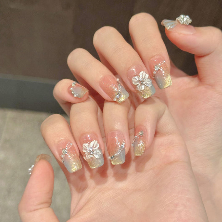 Stunning 3D Floral Press-On Nail Art Set