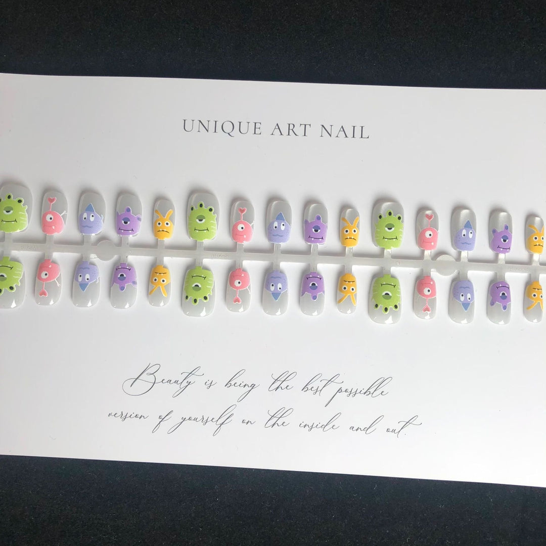 Fun-Themed Press-On Nail Art Set