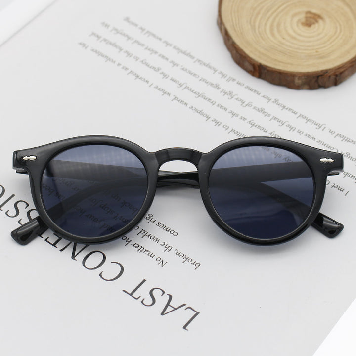 Ladies' Round Sunglasses with Elegant Design Stornfield