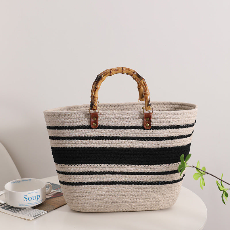 Fashionable straw bag with bamboo handles Stornfield
