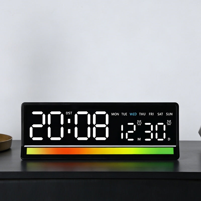 Digital alarm clock with clear LED display and date display Stornfield