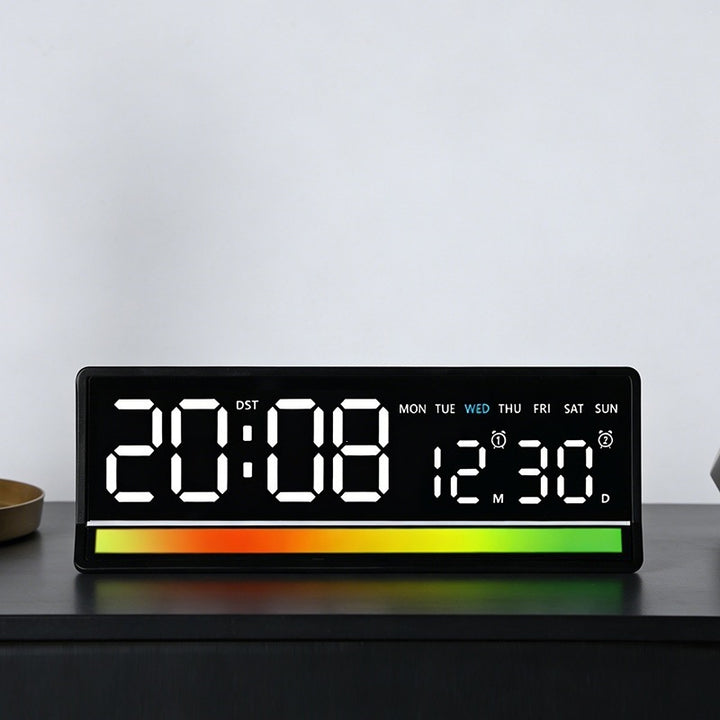 Digital alarm clock with clear LED display and date display Stornfield