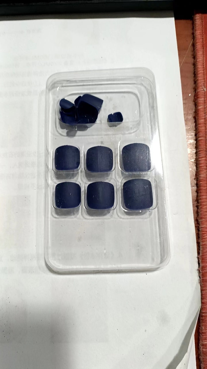 Smooth Matte Press-On Nail Set Stornfield