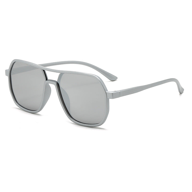 Women's trendy oversized sunglasses in modern design Stornfield