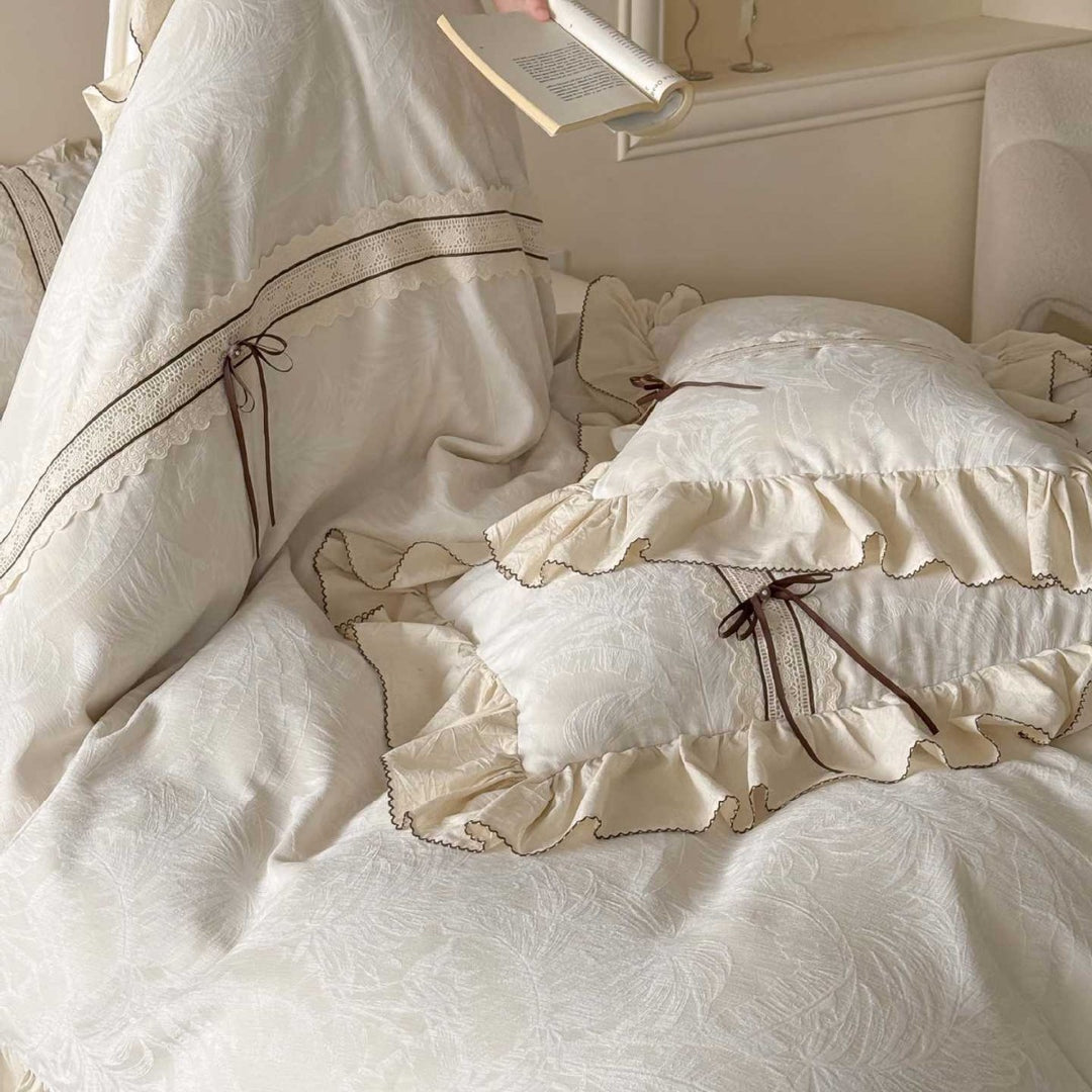 Ruffled Jacquard Cotton Duvet Cover Set with Frilled Bedskirt and Contrast Ribbon Bows