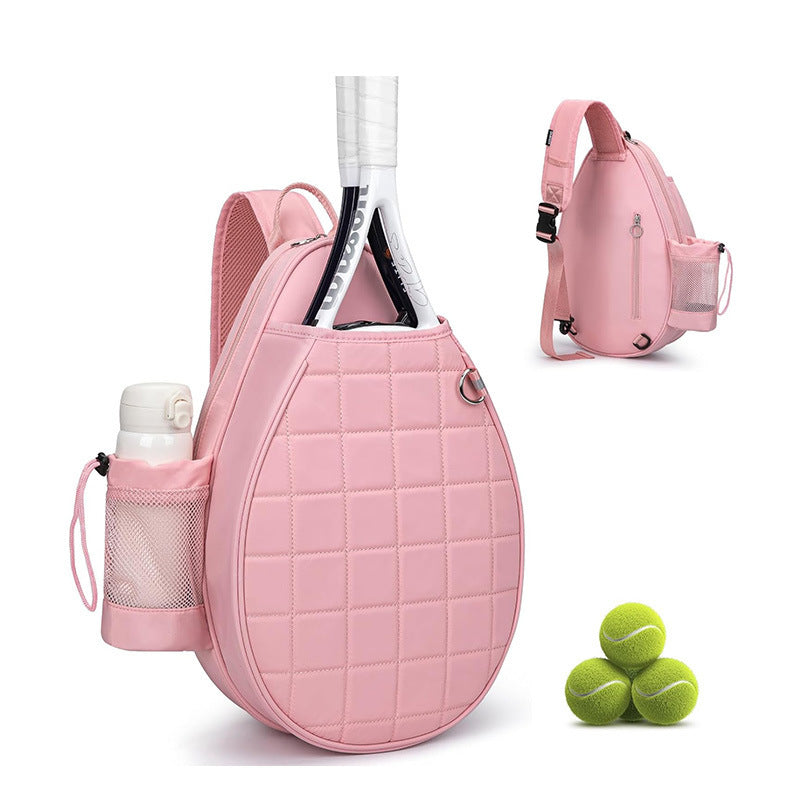Sporty racket bag with integrated bottle and compartments Stornfield