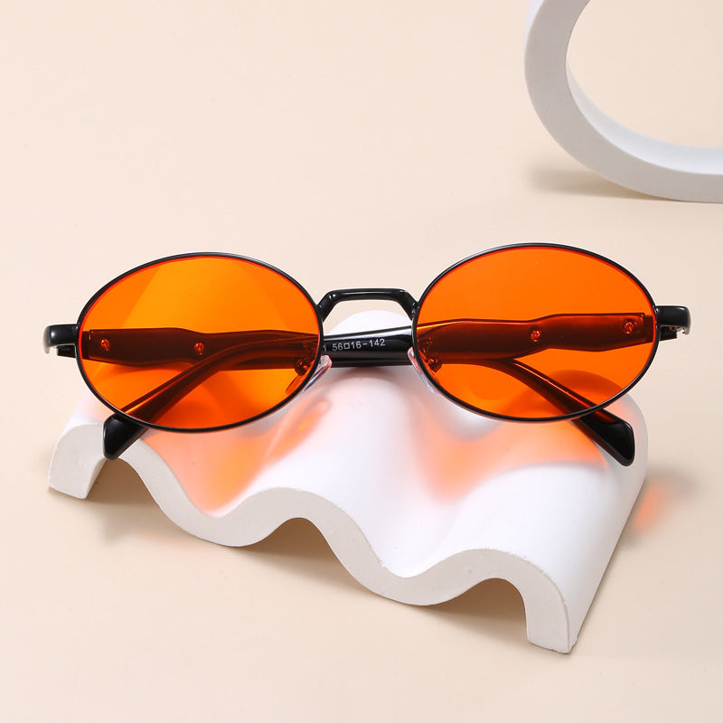 Fashionable Sunglasses In Elegant Oval Design Stornfield 1787127969