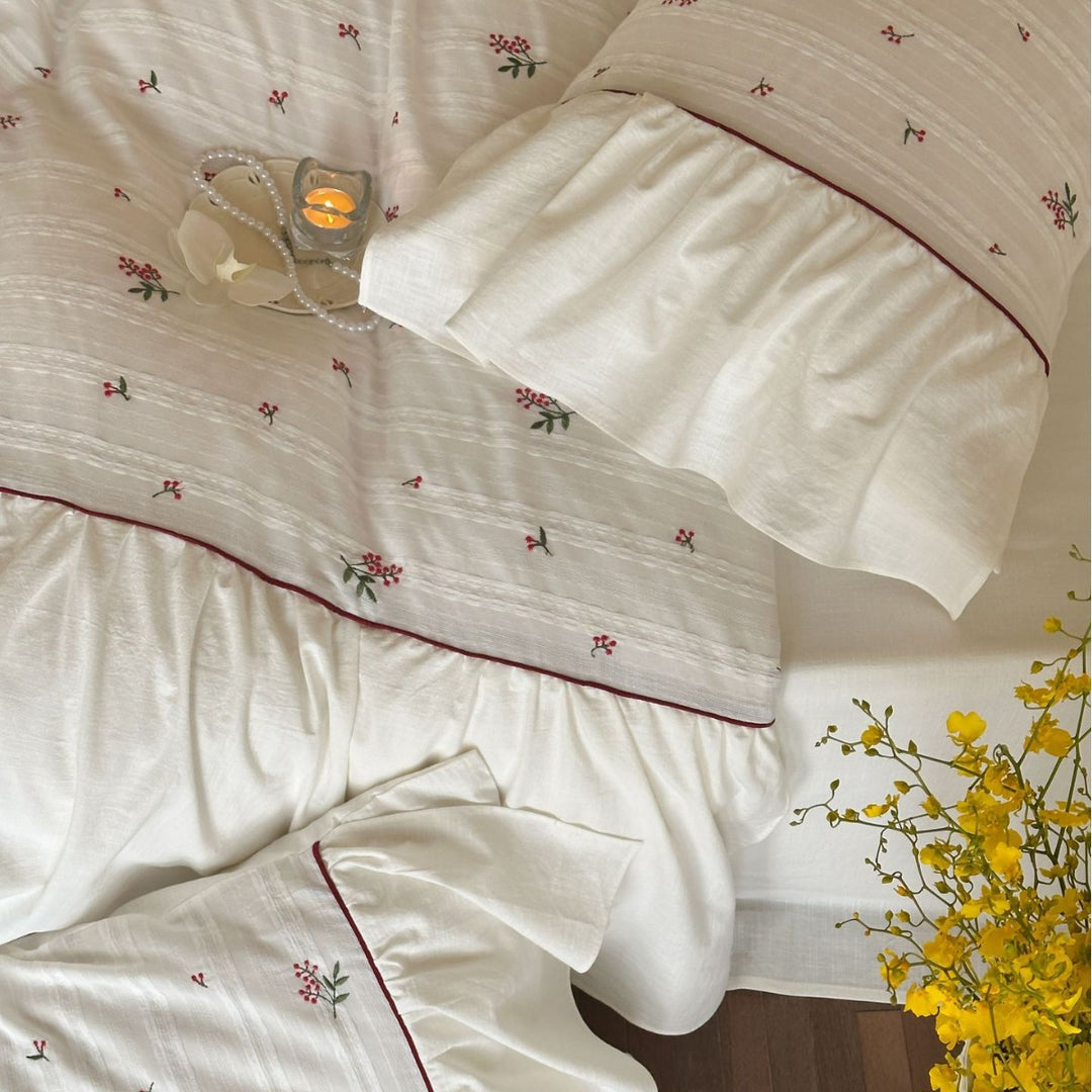 Vintage-Inspired Floral Embroidered Cotton Duvet Cover Set with Ruffled Shams and Piped Trim