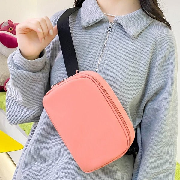 Fashionable fanny pack in minimalist form Stornfield