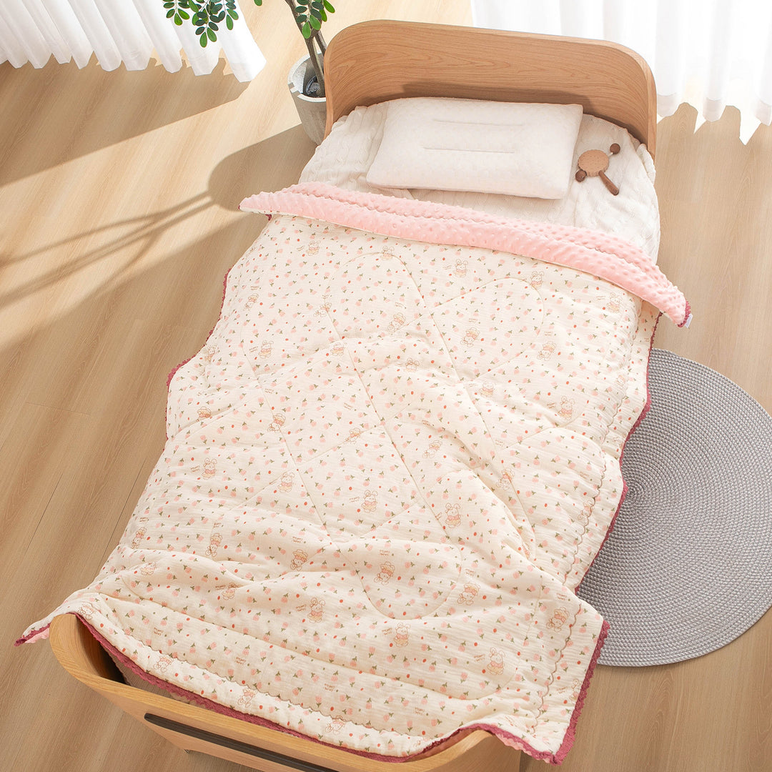 Women’s bedspread with high-quality floral design Stornfield