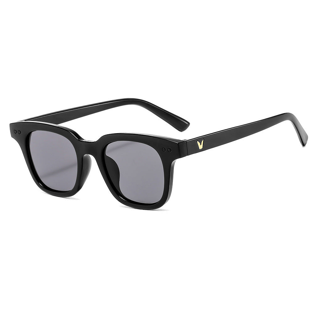 Women's Fashion Sunglasses in Modern Design Stornfield
