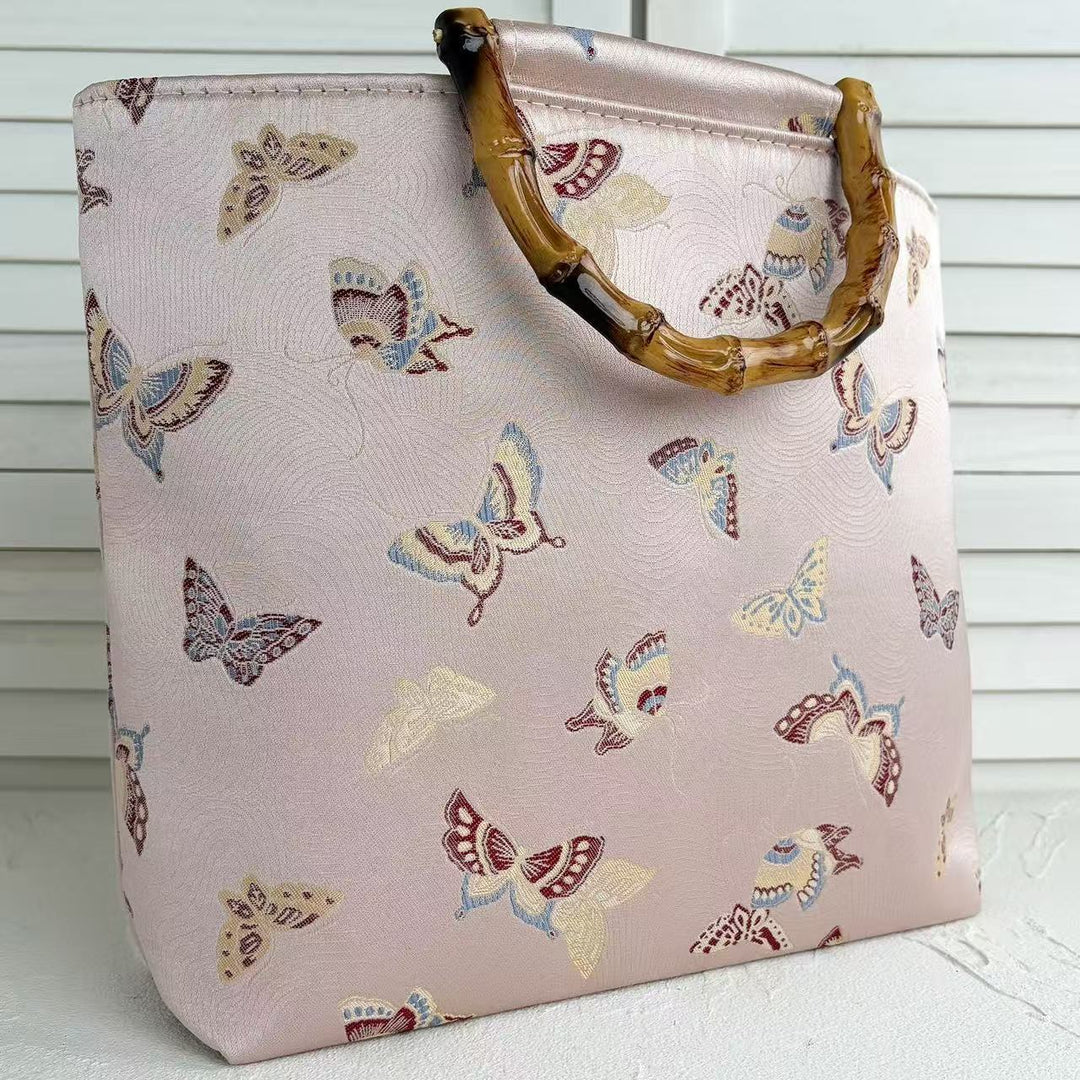 Handcrafted bag with bamboo handles Stornfield