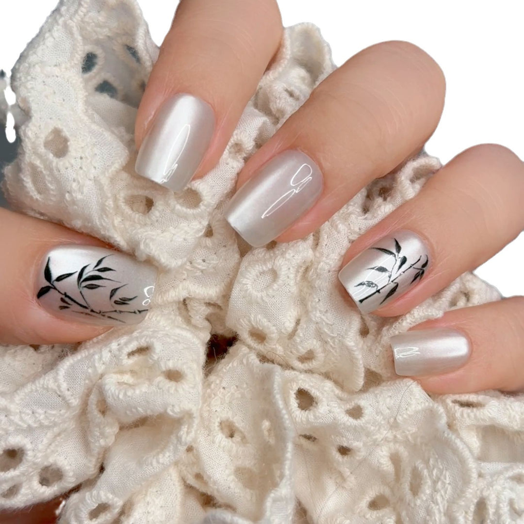 Artistic Floral Press-On Nail Art Stornfield