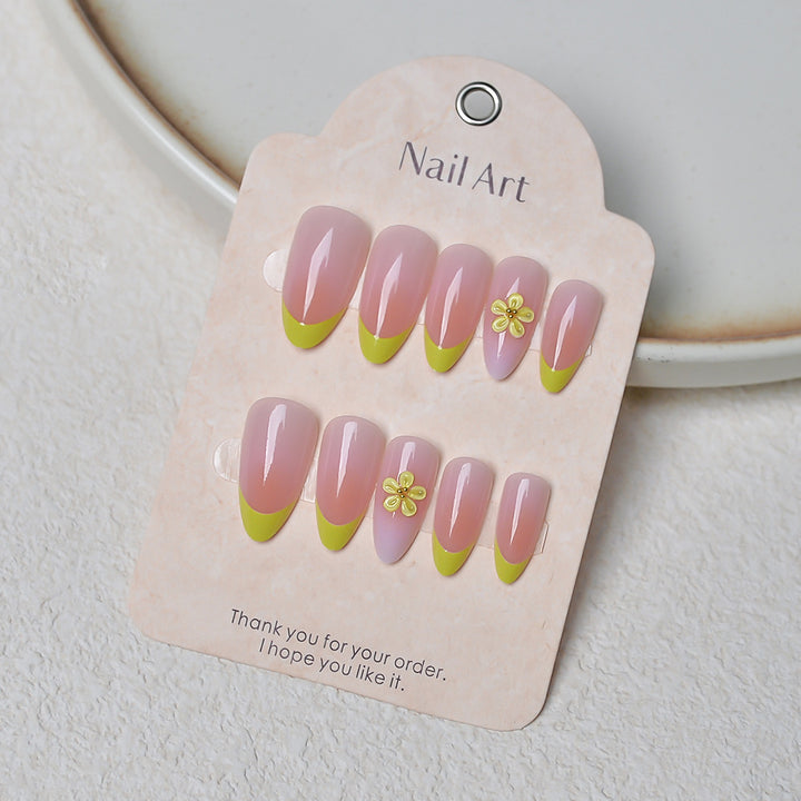 Artistic Floral Accent Press-On Nails Stornfield