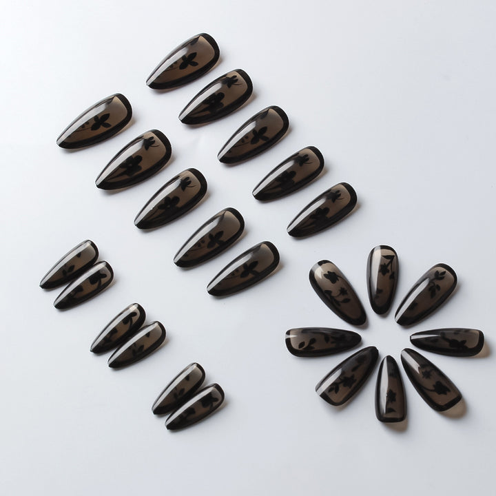 Elegant Floral Design Press-On Nails Stornfield