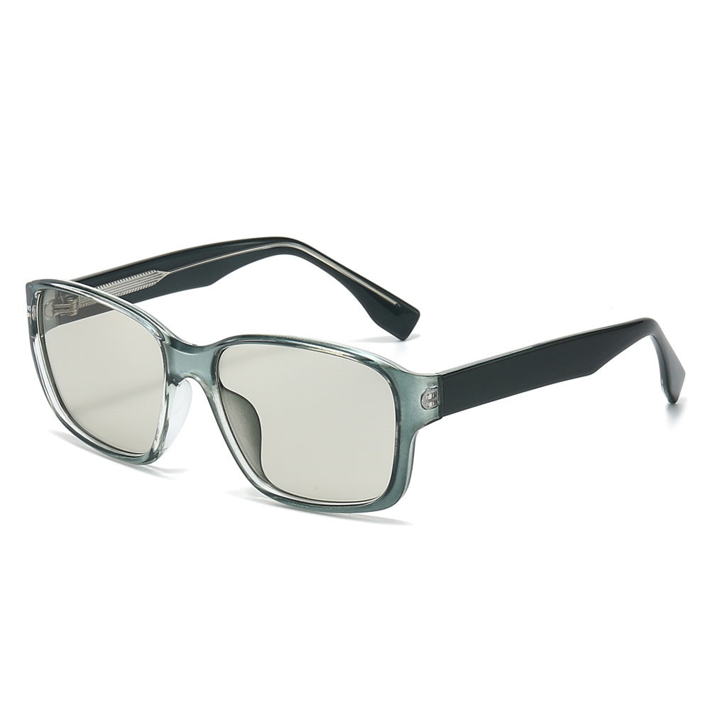 Women's sunglasses in a modern oversized style Stornfield