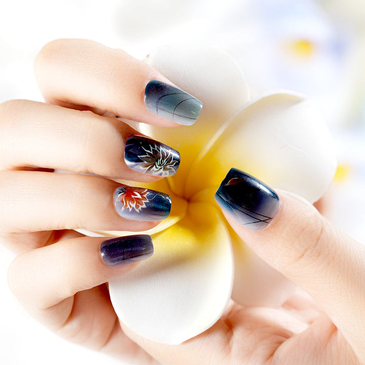 Artistic Floral Design Press-On Nails Stornfield